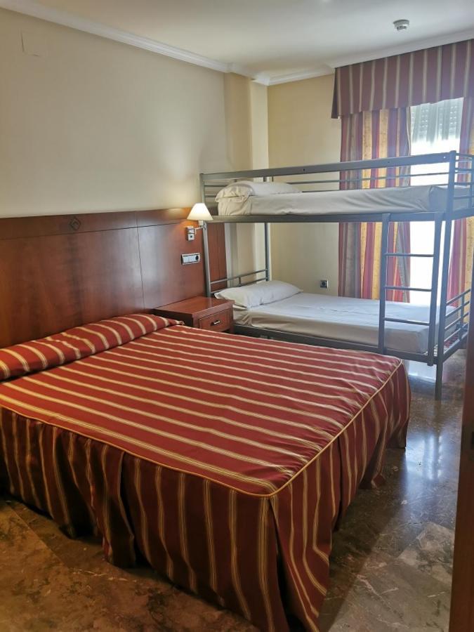 Apartamentos El Trovador Cazorla Exterior foto